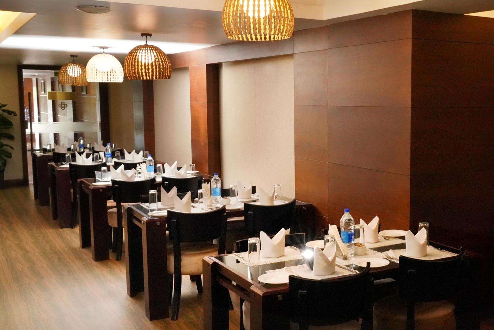 Kga Elite Continental Hotel Tiruvalla Εξωτερικό φωτογραφία