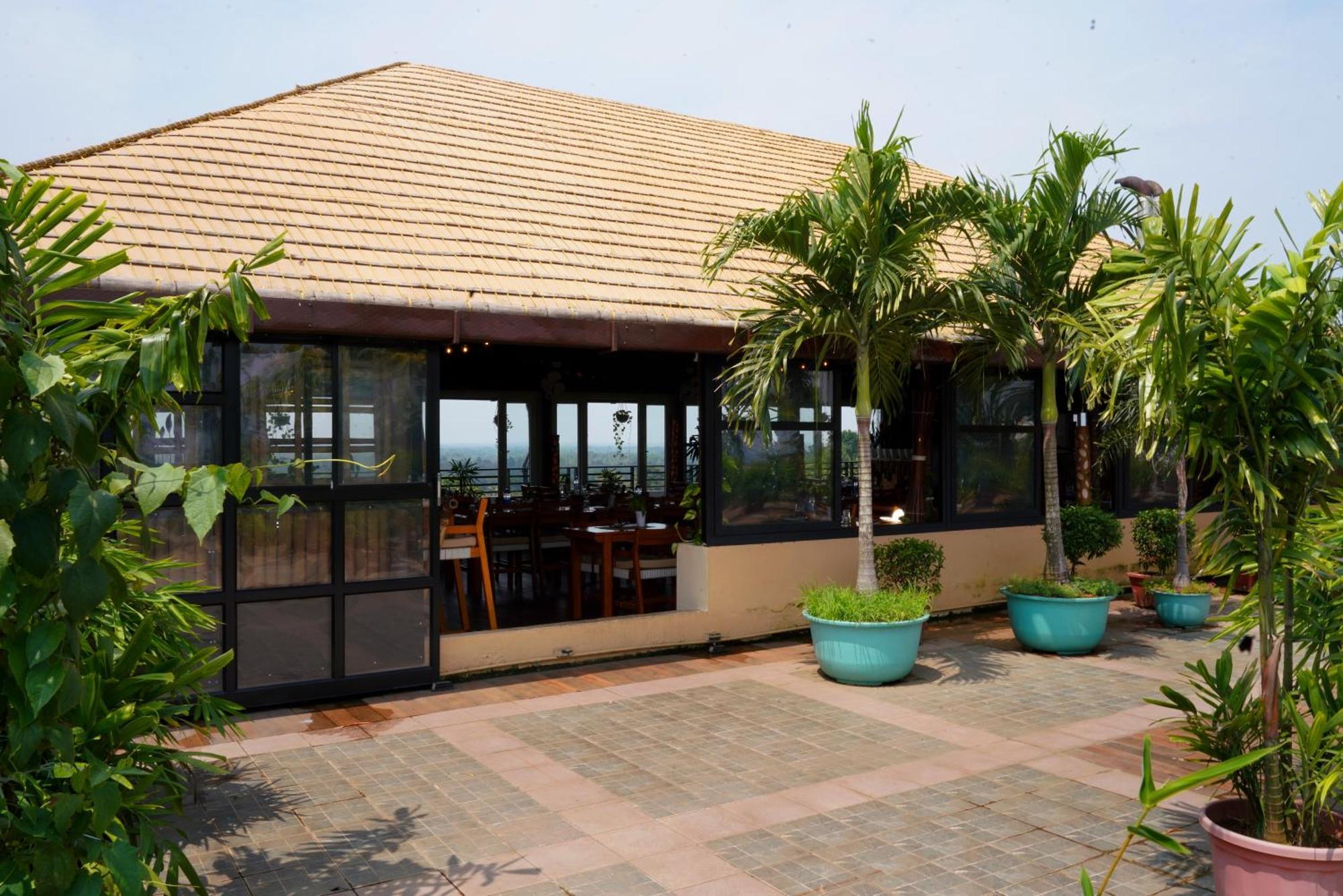 Kga Elite Continental Hotel Tiruvalla Εξωτερικό φωτογραφία