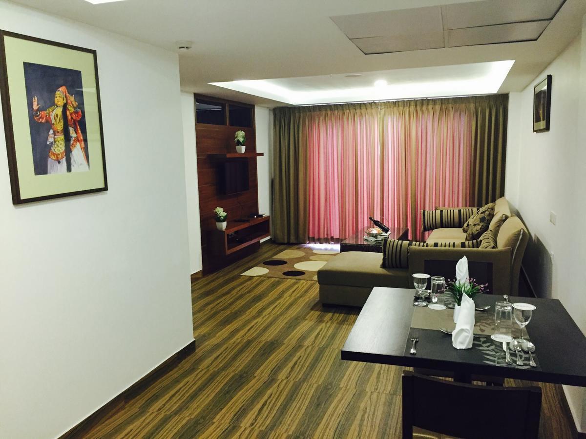 Kga Elite Continental Hotel Tiruvalla Εξωτερικό φωτογραφία