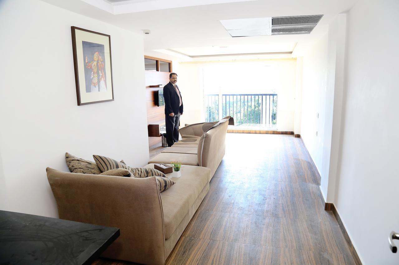 Kga Elite Continental Hotel Tiruvalla Εξωτερικό φωτογραφία